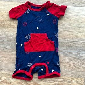 Kyte baby Fireworks shortall (6-12 mo)